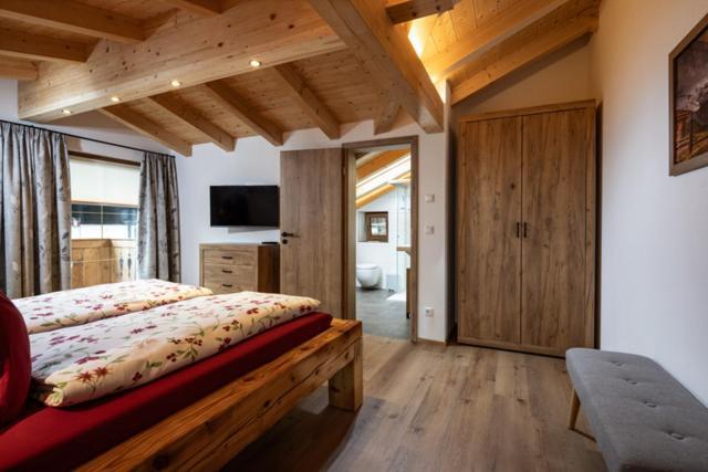 Neumayer Apartment *